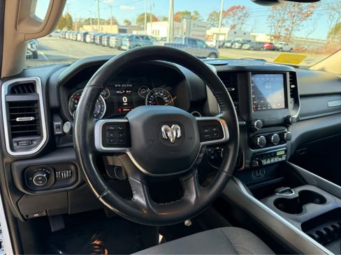 Used 2019 RAM 2500 Big Horn image 12