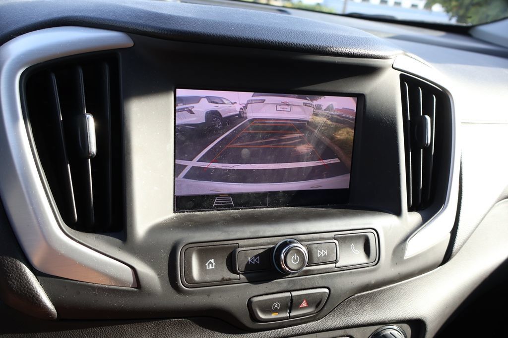 Used 2023 GMC Terrain SLE w/ Driver Convenience Package FWD image 25