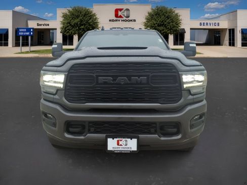 Used 2024 RAM 3500 Limited AWD/4WD image 6