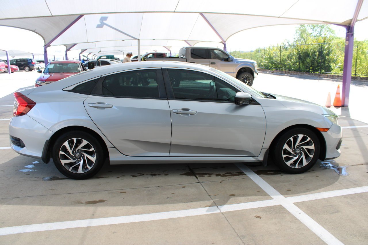 Used 2016 Honda Civic EX image 7