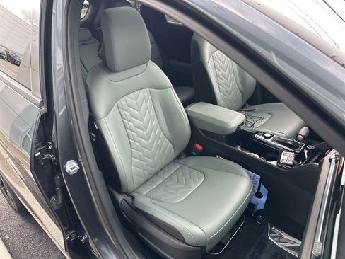 Used 2023 Kia Sportage X-Line w/ X-Line Premium Package image 38