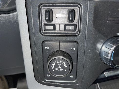 Used 2022 Ford F150 Lariat w/ Bed Utility Package image 29