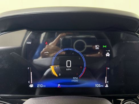 New 2026 Chevrolet Trax RS w/ Sunroof Package image 11