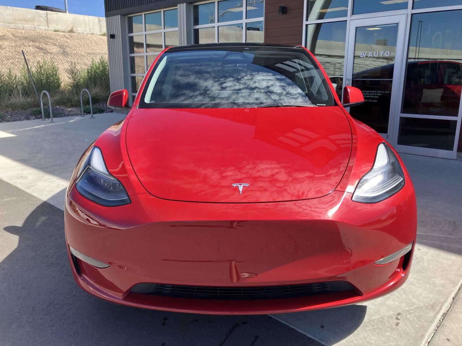 Used 2023 Tesla Model Y Long Range AWD/4WD image 3