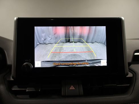 Used 2025 Toyota RAV4 LE image 28