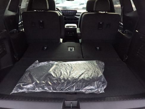 New 2026 Buick Enclave Avenir w/ Super Cruise Package image 16