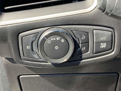Used 2019 Ford Edge SEL w/ Equipment Group 201A image 18