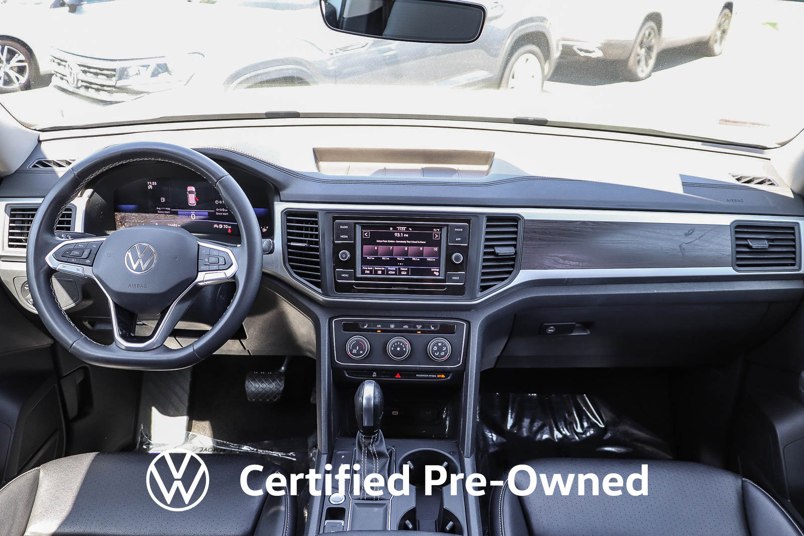 Certified 2023 Volkswagen Atlas SE FWD image 14