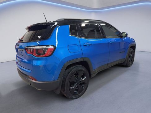 Used 2018 Jeep Compass Latitude image 6