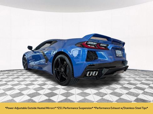 Used 2022 Chevrolet Corvette Stingray Preferred Cpe w/ Z51 Performance Package RWD image 15