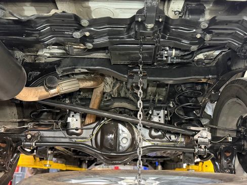 Used 2008 Lexus LX 570 4WD image 2