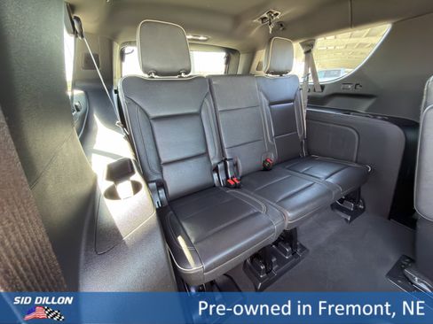 Used 2023 GMC Yukon XL SLT w/ SLT Premium Package AWD/4WD image 21