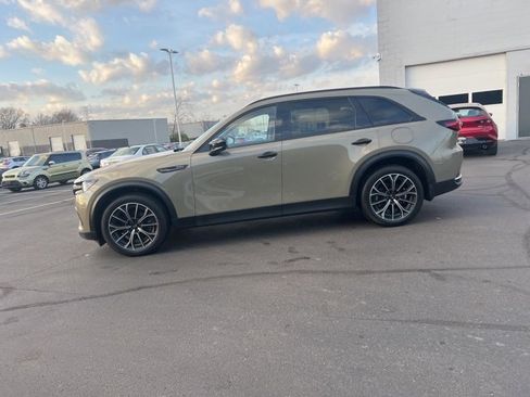 Certified 2025 MAZDA CX-70 Plug-In Hybrid w/ Premium Pkg image 19