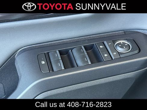 Used 2026 Toyota RAV4 XSE w/ Panoramic Sun Roof Package AWD/4WD image 17