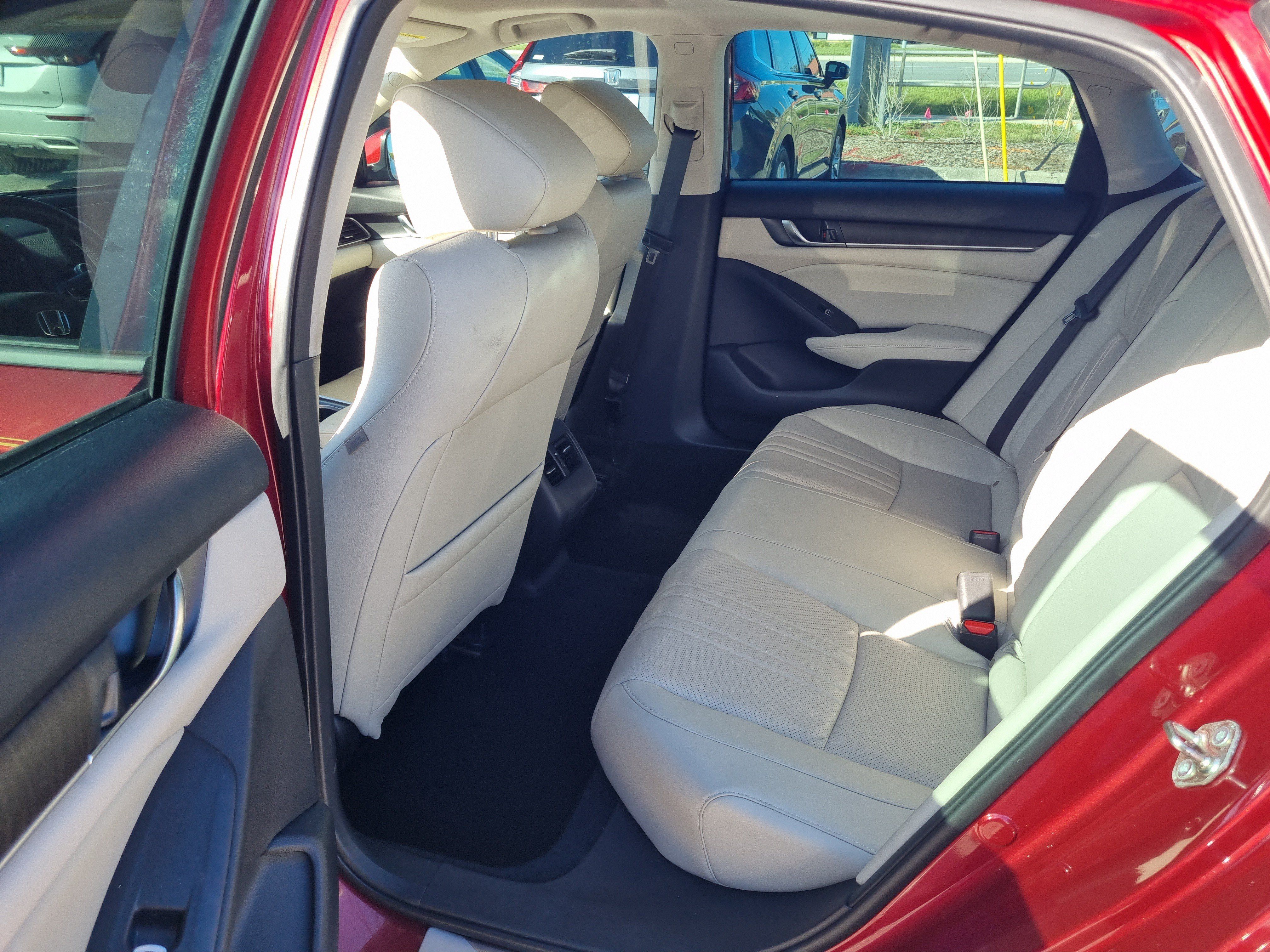 Used 2018 Honda Accord EX-L image 13