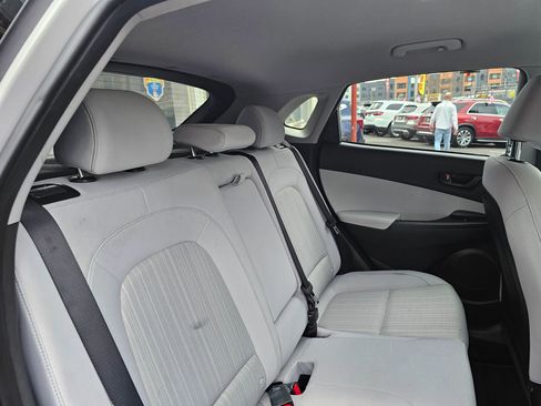 Used 2023 Hyundai Kona SEL image 13
