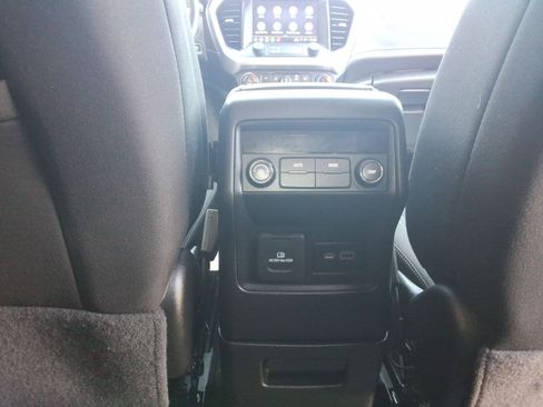 Used 2022 GMC Acadia SLE w/ Driver Convenience Package image 23