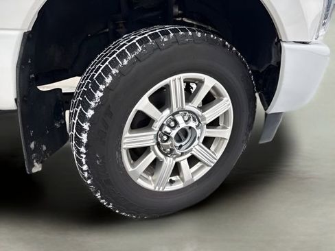 Used 2019 Ford F250 Limited image 27