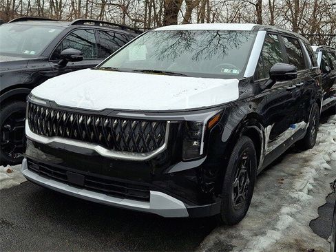 New 2026 Kia Carnival image 3