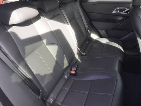 New 2026 Land Rover Range Rover Velar Dynamic SE image 27