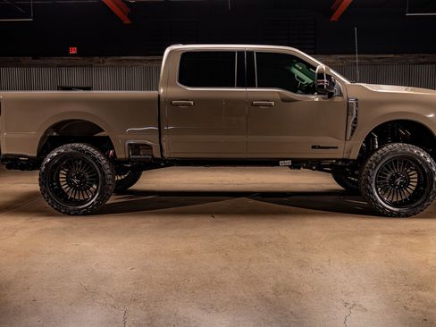 Used 2026 Ford F250 Lariat image 11