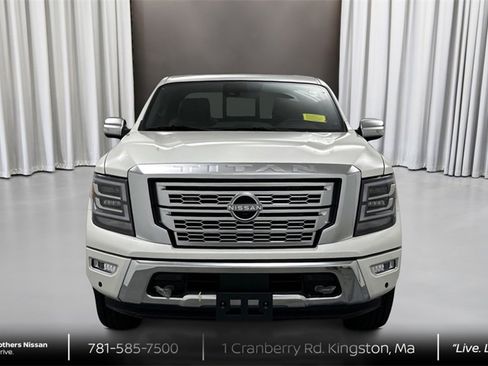 Used 2023 Nissan Titan Platinum Reserve w/ Moonroof Package image 2