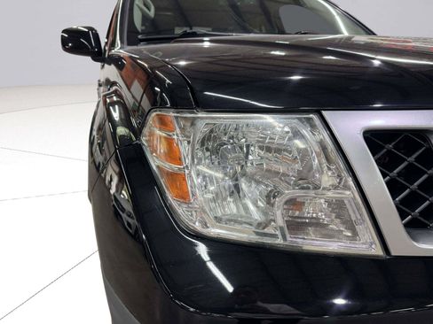 Used 2017 Nissan Frontier PRO-4X w/ Pro-4x Luxury Package AWD/4WD image 15