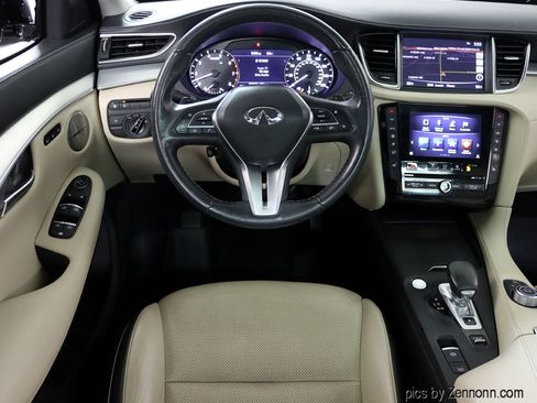 Used 2019 INFINITI QX50 Essential w/ Premium Heat Package image 16