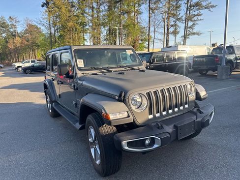 Used 2021 Jeep Wrangler Unlimited Sahara w/ Uconnect 4C Nav & Sound Group image 3