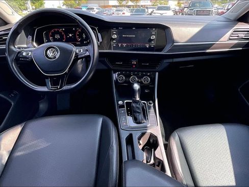 Used 2019 Volkswagen Jetta SEL FWD image 18