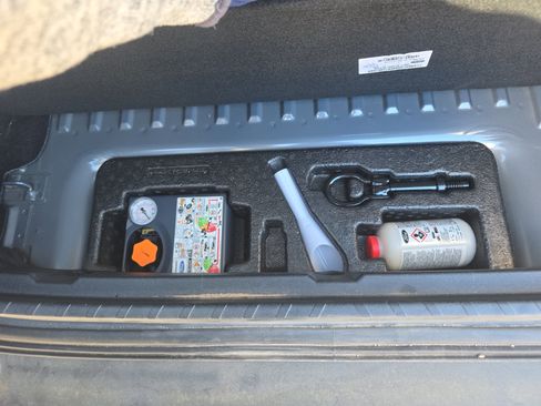 Certified 2019 Ford EcoSport SE image 22