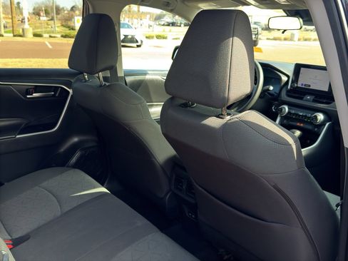 Used 2024 Toyota RAV4 XLE image 24