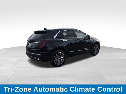 Used 2025 Cadillac XT5 Premium Luxury image 6