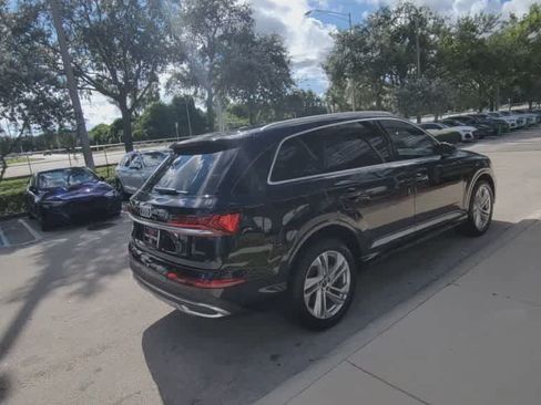 Certified 2023 Audi Q7 2.0T Premium Plus w/ Premium Plus Package AWD/4WD image 8