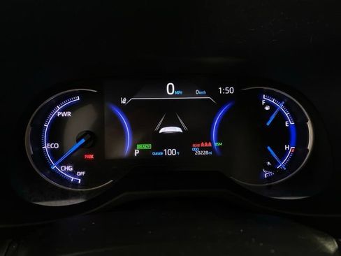 Used 2024 Toyota RAV4 XSE AWD/4WD image 18