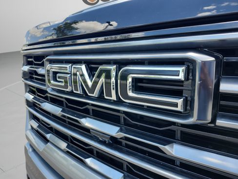 Used 2026 GMC Sierra 2500 AT4 w/ AT4 Premium Plus Package AWD/4WD image 28