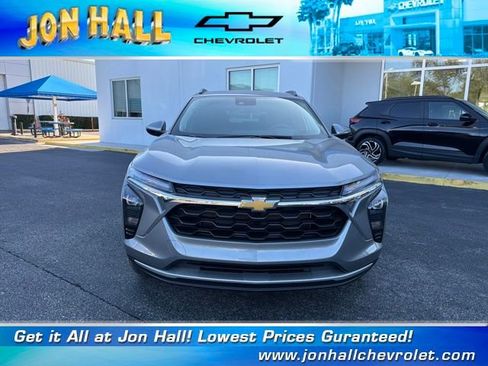 Used 2026 Chevrolet Trax LT image 15