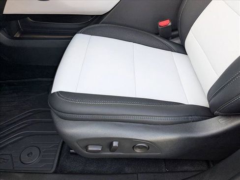 New 2026 Chevrolet Equinox EV LT w/ LPO, All-Weather Mat Package FWD image 4