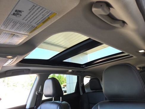 Used 2019 Nissan Murano SL AWD/4WD image 7