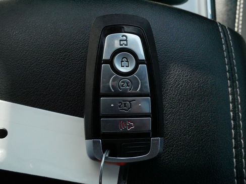 Used 2022 Ford Edge ST w/ Equipment Group 401A AWD/4WD image 33