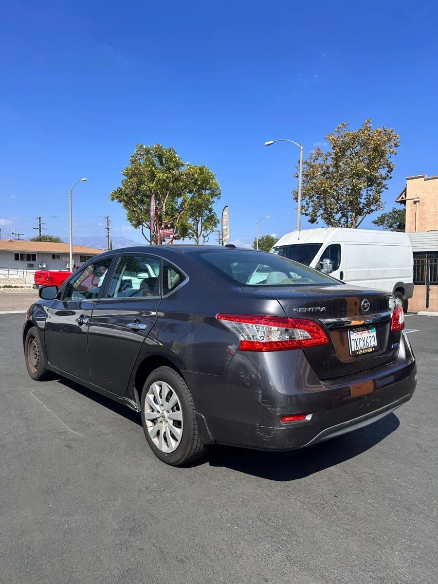 Used 2014 Nissan Sentra SV w/ SV Driver Package FWD image 6