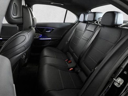 Certified 2025 Mercedes-Benz C 300 4MATIC Sedan image 18