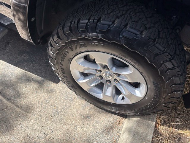 Used 2021 RAM 1500 Laramie AWD/4WD image 4