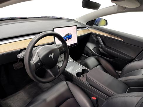 Certified 2023 Tesla Model 3 Standard Range RWD image 9