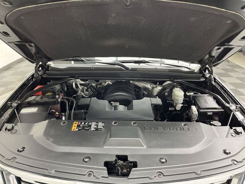 Used 2017 Chevrolet Tahoe Premier AWD/4WD image 33
