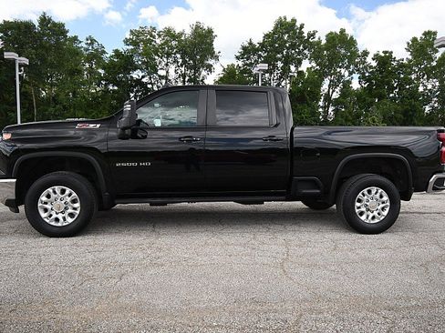 Used 2024 Chevrolet Silverado 2500 LT AWD/4WD image 4
