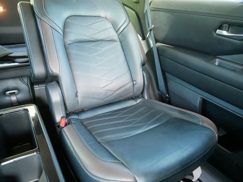 Certified 2023 Nissan Pathfinder Platinum AWD/4WD image 14