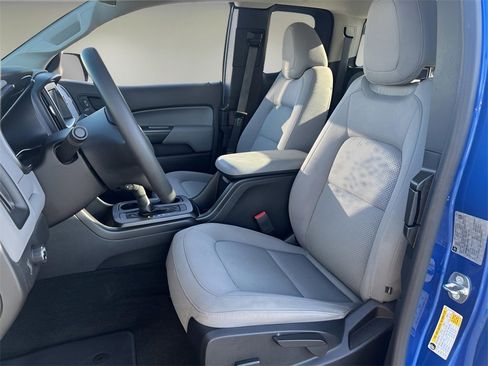 Used 2018 Chevrolet Colorado W/T w/ WT Convenience Package image 10