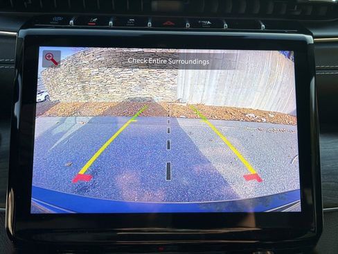 Used 2023 Jeep Grand Cherokee Overland image 21