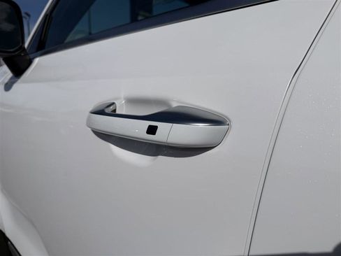 Used 2025 Kia Telluride S image 15